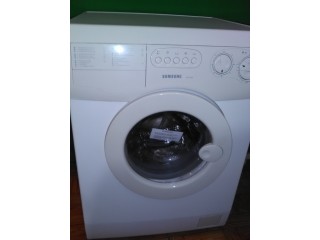 Maquina de lavar roupa Samsung 6kgs seminova